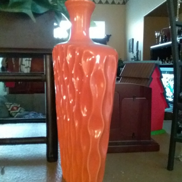 Vase - Picture 2 of 4